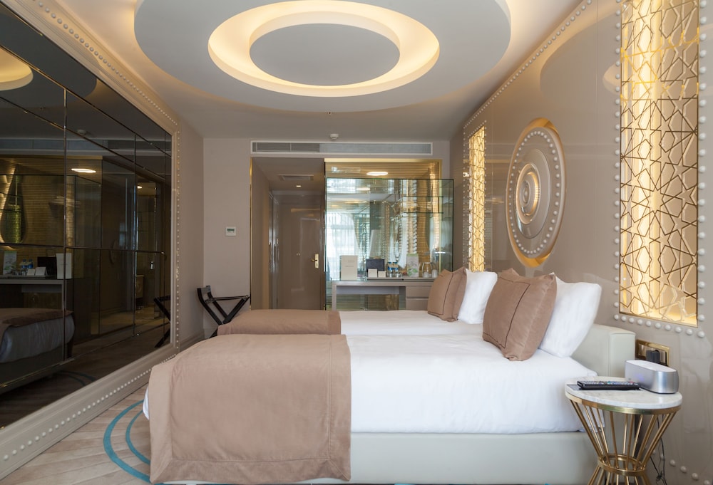Sura Design Hotel & Suites 31/68