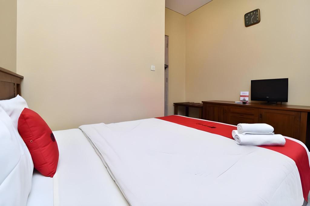 Reddoorz Near Pantai Sanur Bali 22/44