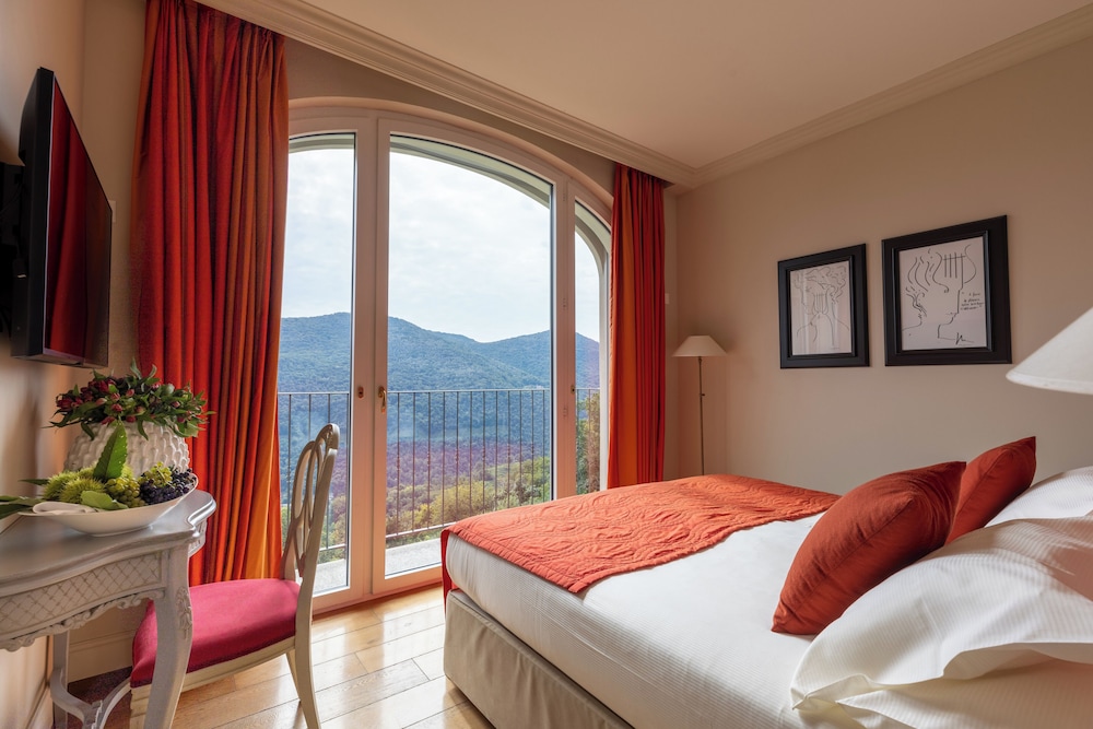 Resort Collina D Oro 13/40
