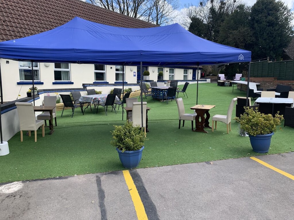The Inn with the Well 32/36