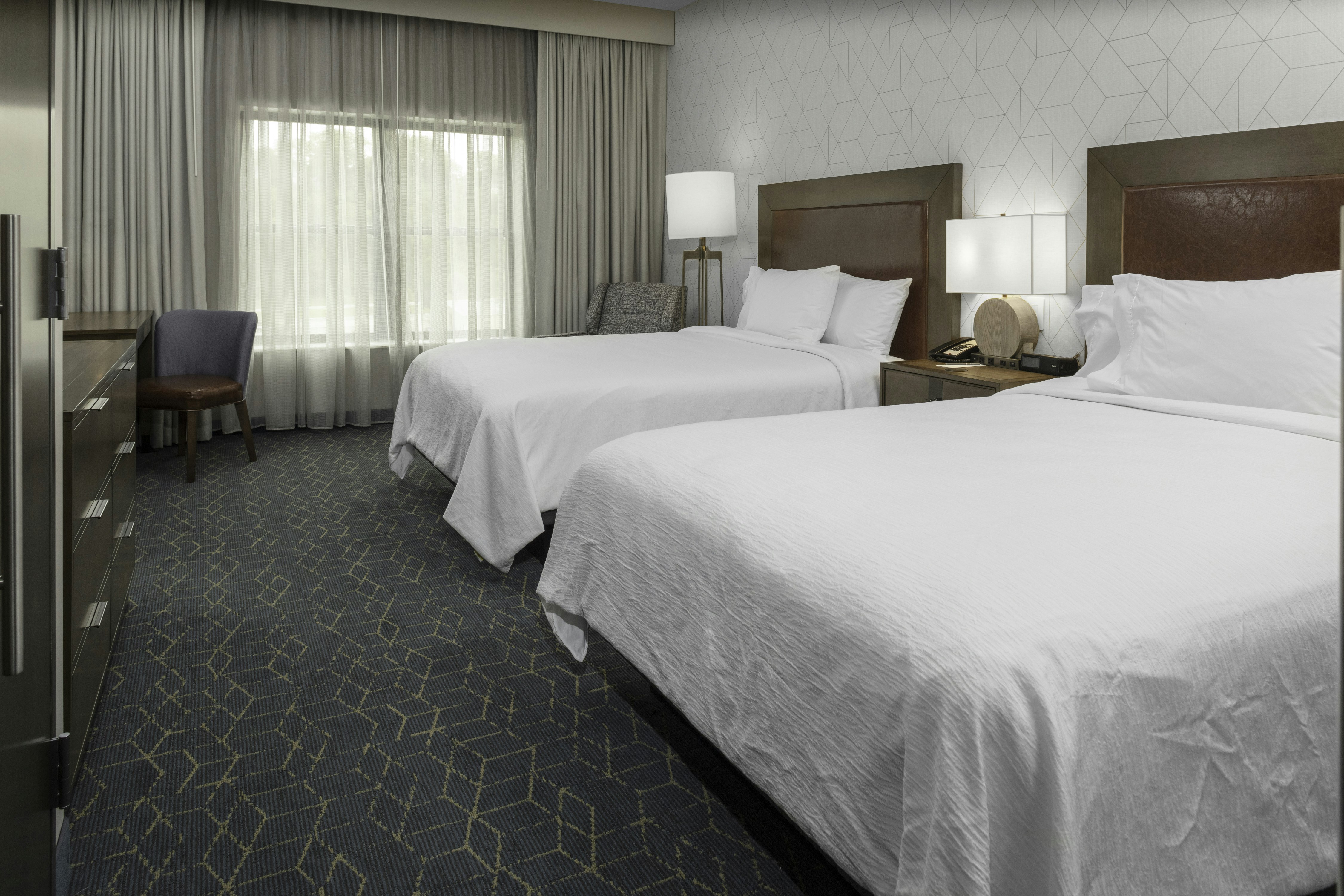 2 ROOMS, SUITE, 2 QUEEN BEDS