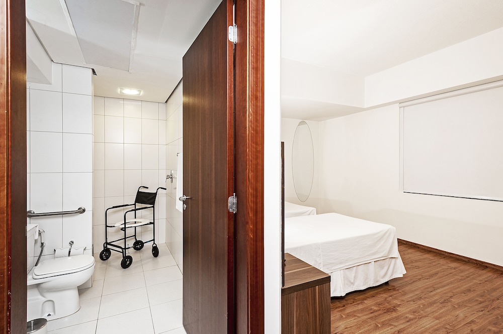 Firenze Business Hotel (ex Slaviero Essential Palhoca Viacatarina) 3/63