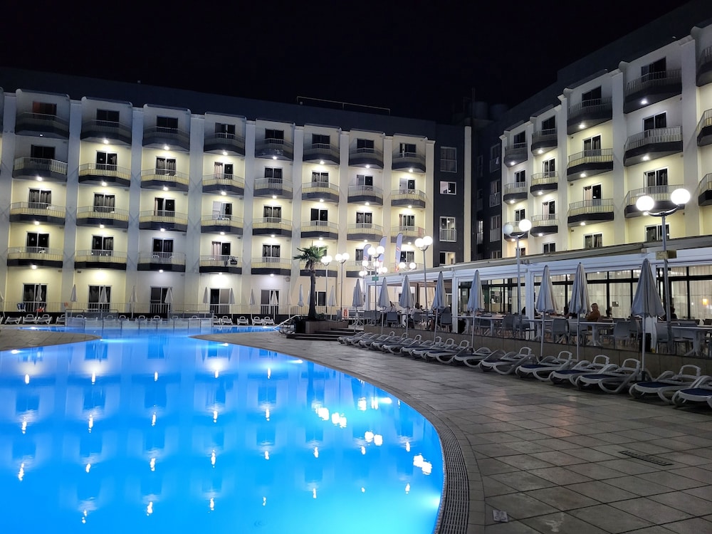 TOPAZ HOTEL 44/66