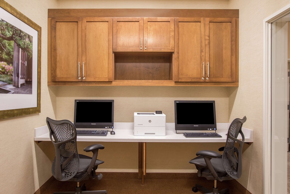 HILTON GARDEN INN OLYMPIA 45/49