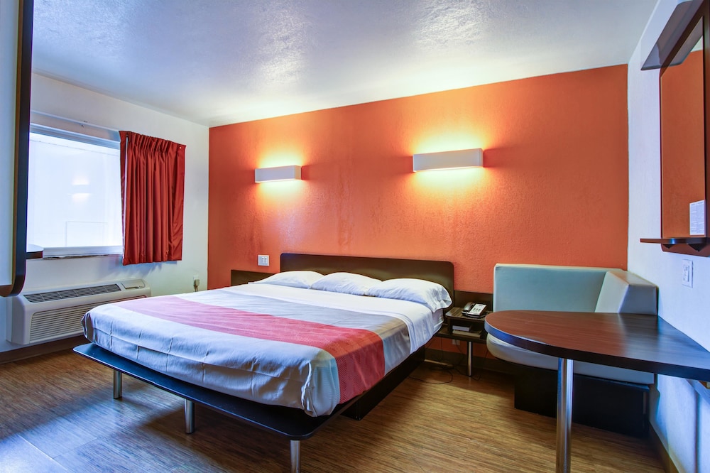 Motel6 Richfield, OH 26/44