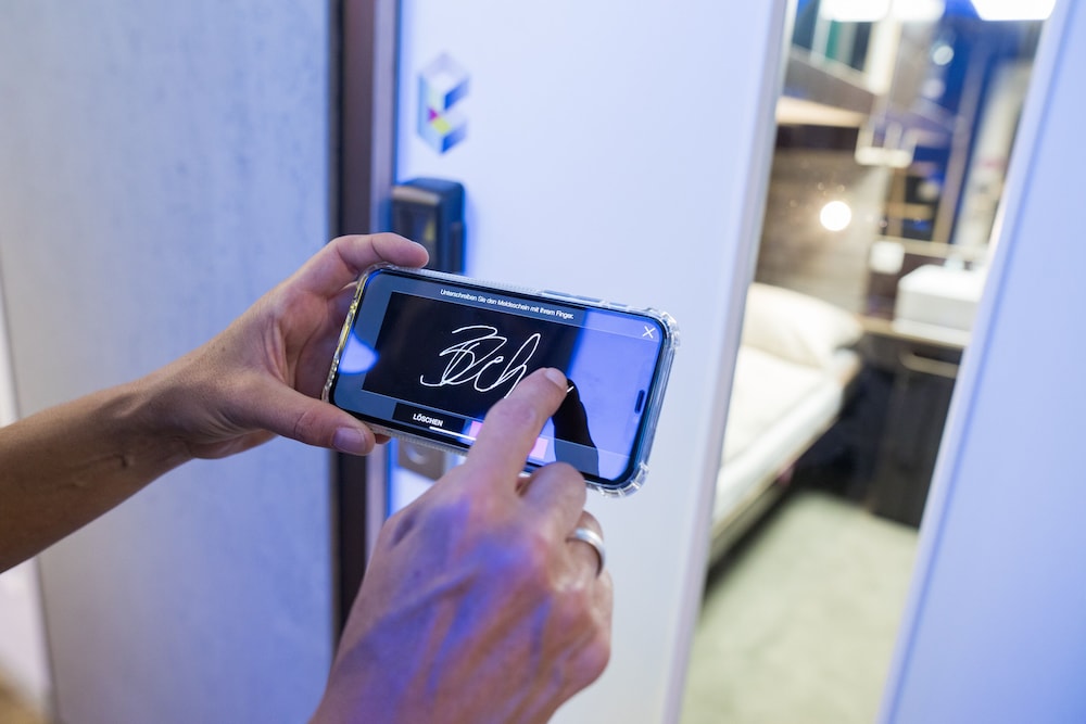 BoxHotel Hannover (App based Hotel) 6/28