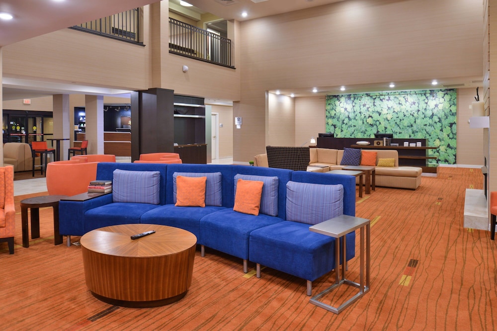 Courtyard By Marriott Decatur 22/50