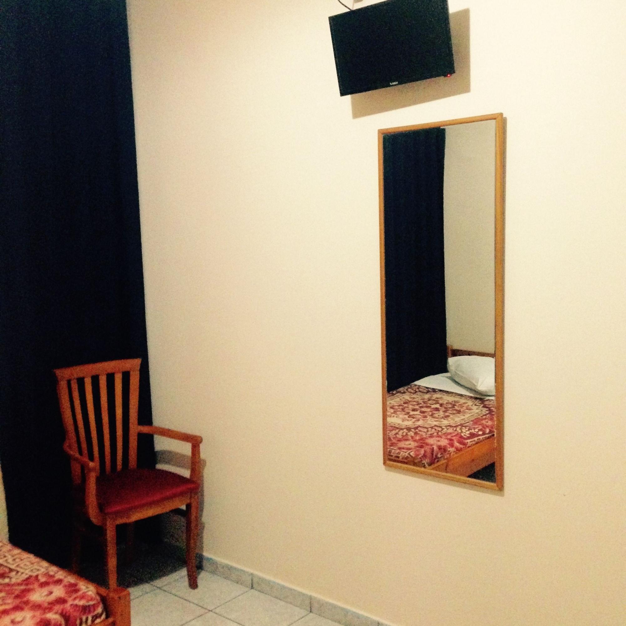 Ikaros Hotel 10/14