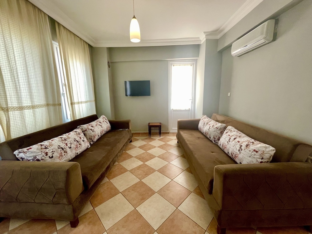 Mountain Valley Apart Hotel & Villas 31/50