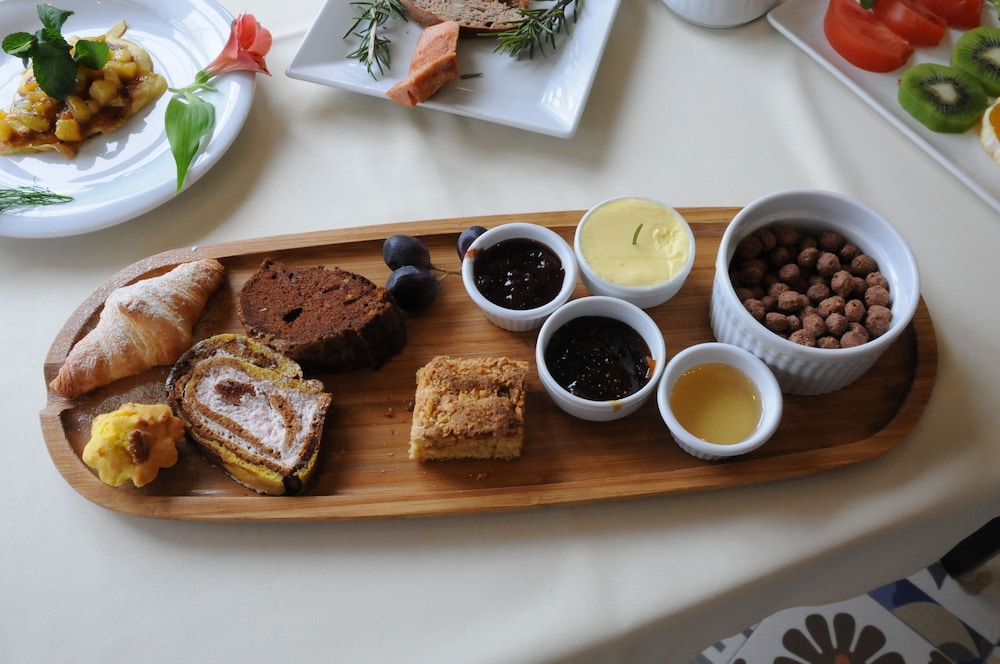 Hotel Boutique Restorant Gloria 44/50