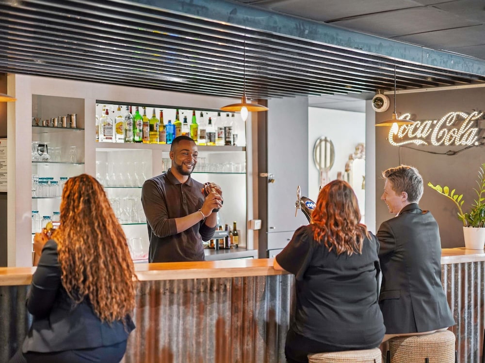 Ibis Paris Porte dOrleans 7/75