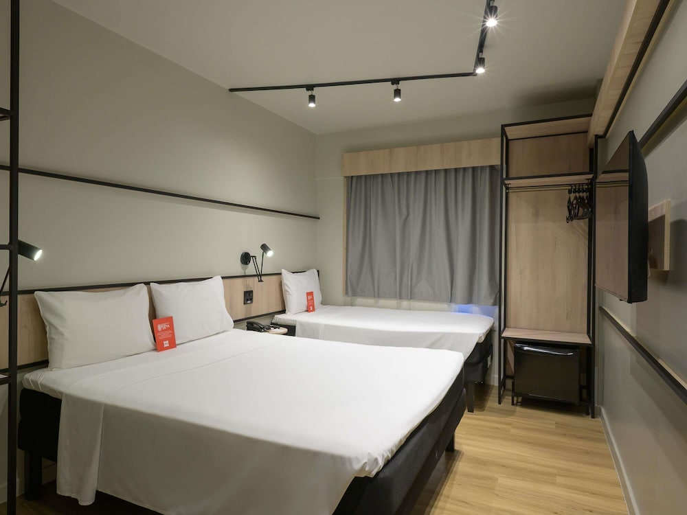 Ibis Aracaju 18/64