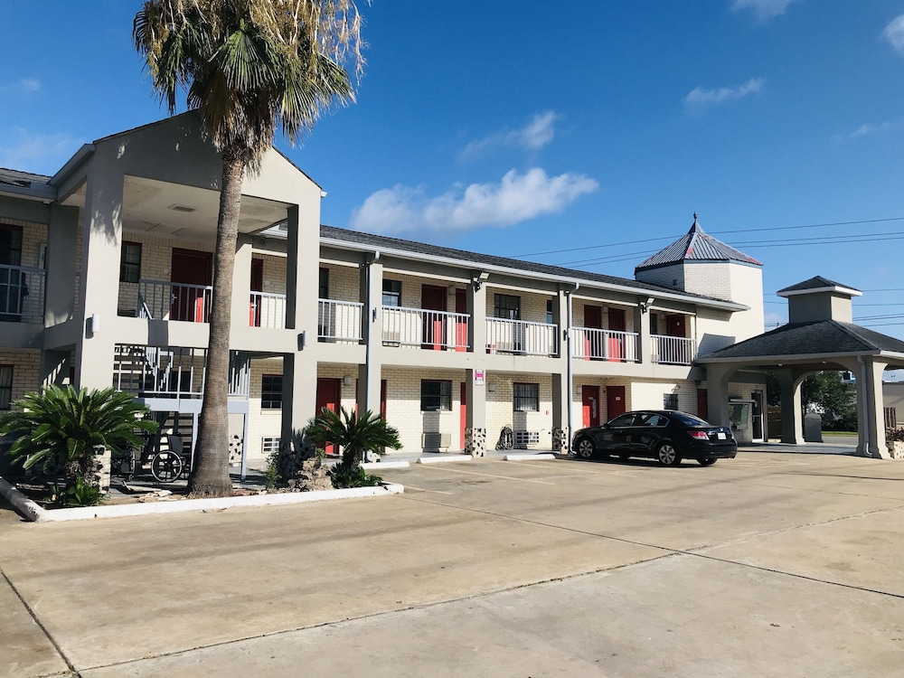 Summit Inn 18/21