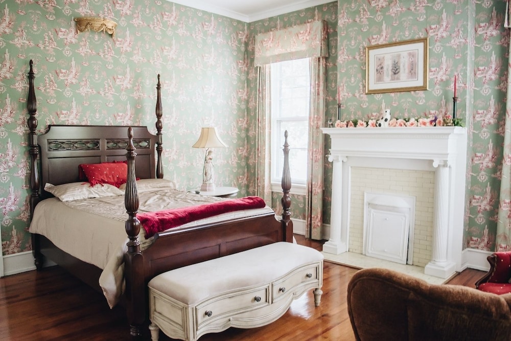 1912 Bed and Breakfast 14/59