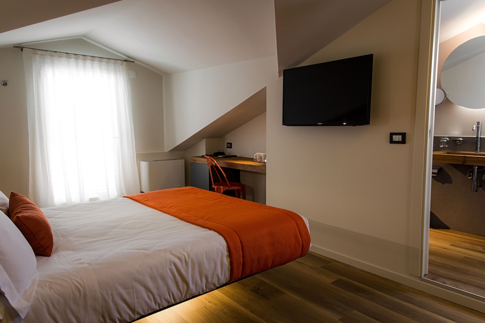 Hotel Dory 12/62