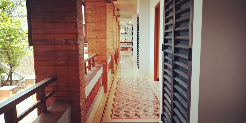 Hotel Parangraja 13/61