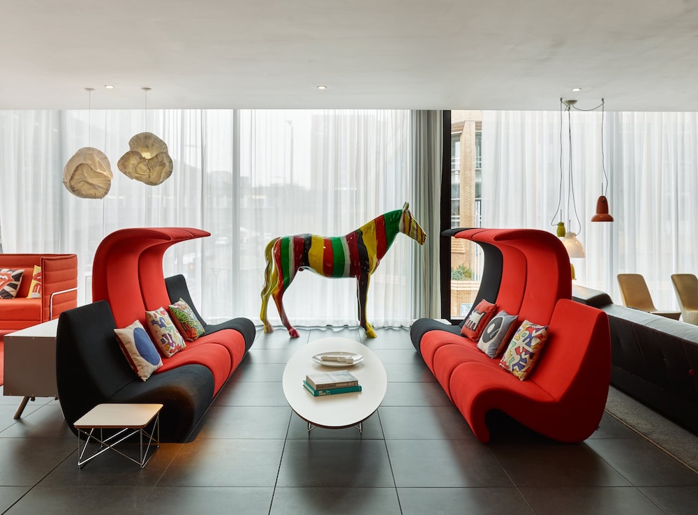 citizenM Hotel Glasgow 34/52