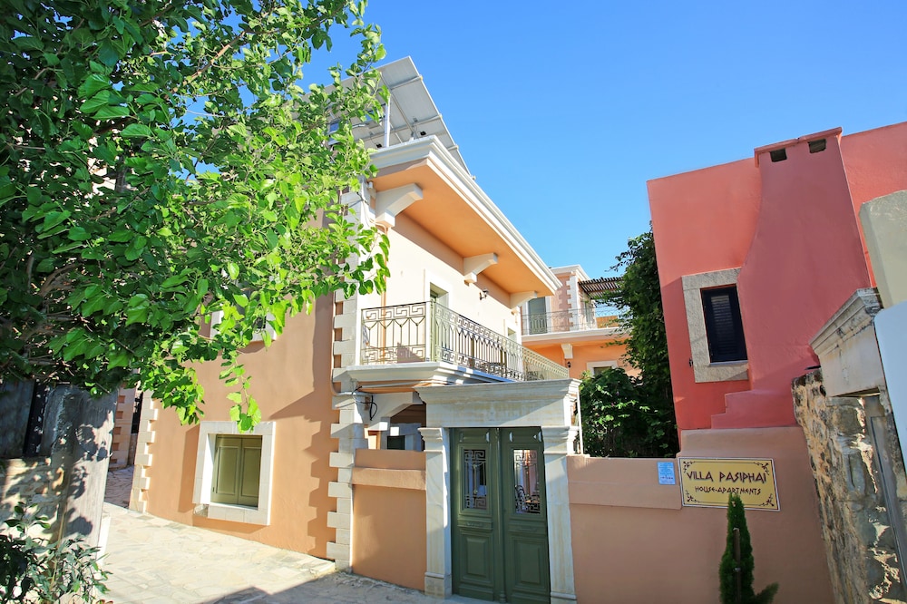 KAMILARI PASIPHAE VILLA 50/60