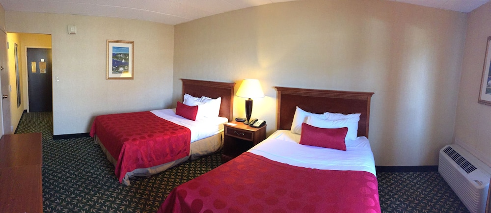 Mystic River Hotel & Suites 6/50