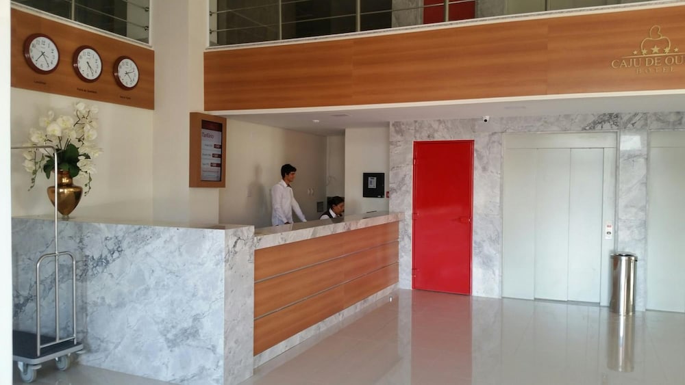 Hotel Caju de Ouro 5/45
