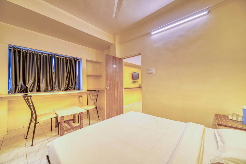 Hotel Grand Ashwin 14/41