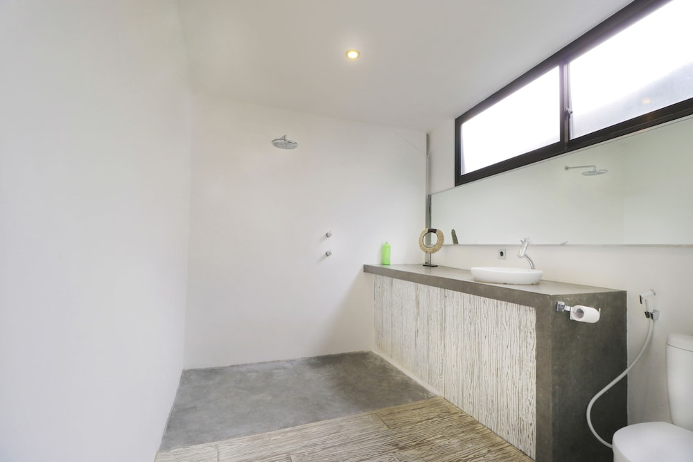 Clio Apartments 39/45