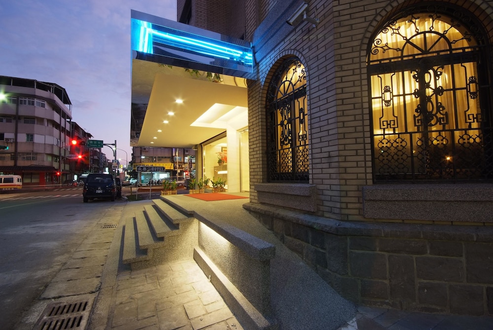 The Metro Hotel 25/25