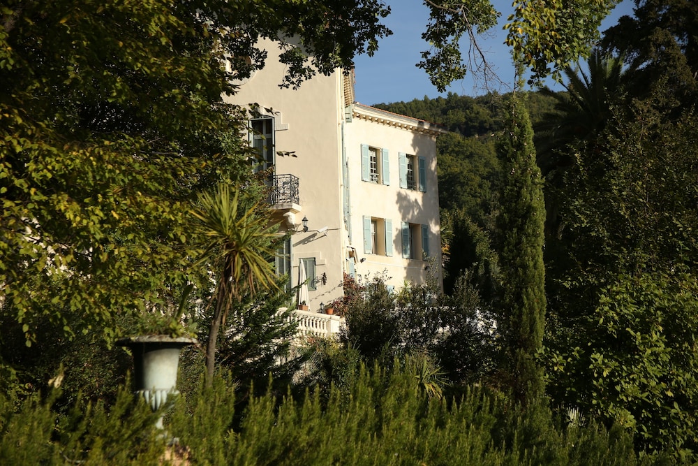 Hotel La Bellaudiere 27/37