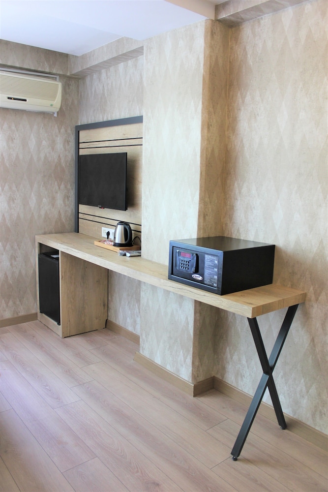 Avcilar Elit Hotel 5/38