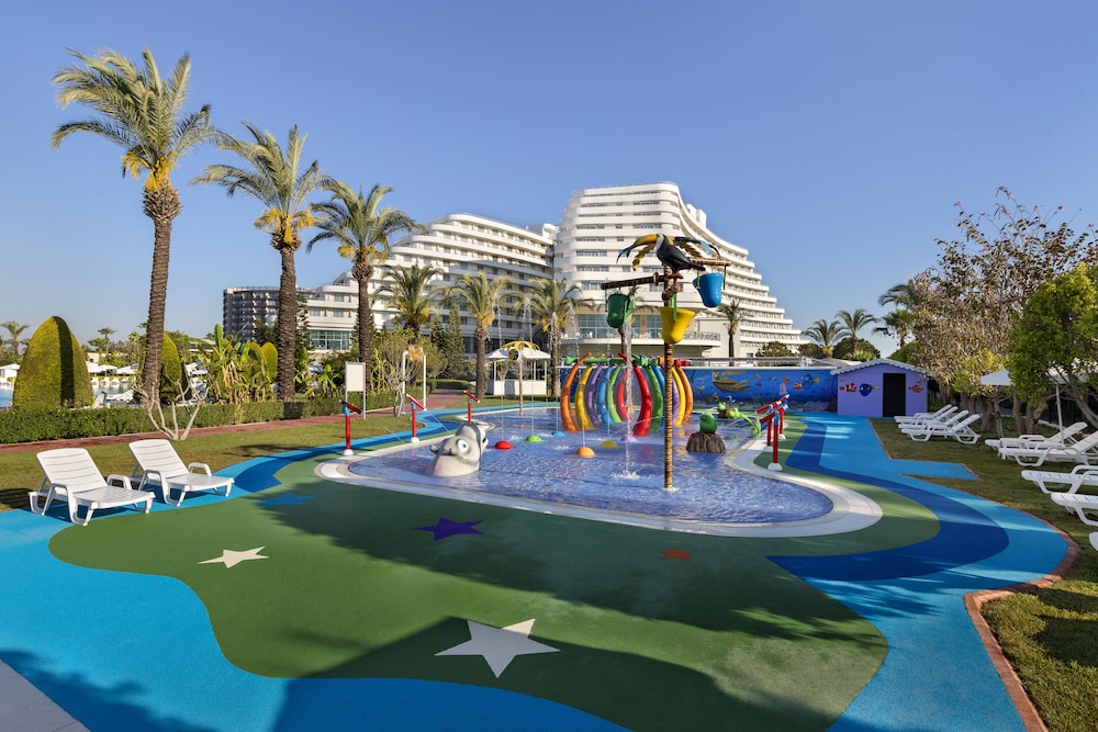 Miracle Resort Hotel 61/72