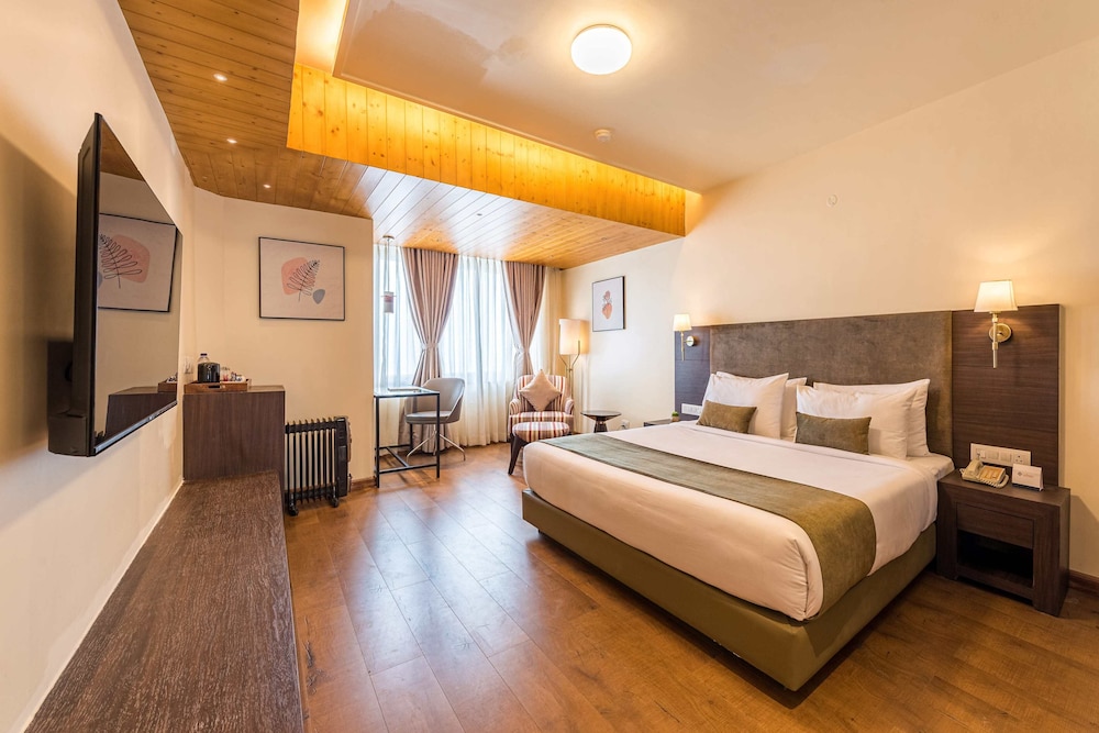 PREMIUM, KING BED