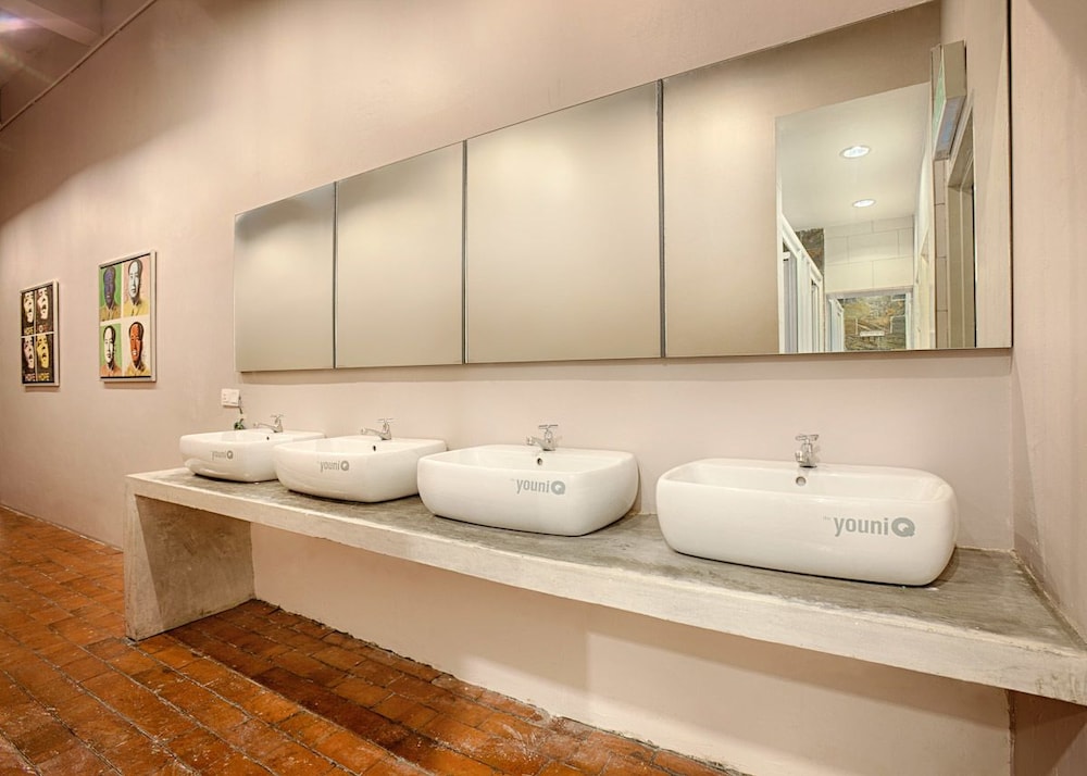 the youniQ Hotel 45/47