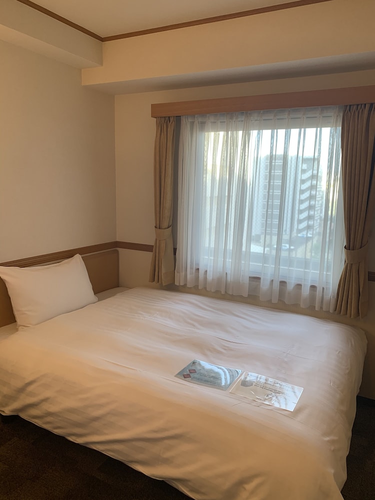 Toyoko Inn Yokohama Stadium Mae No 2 14/58