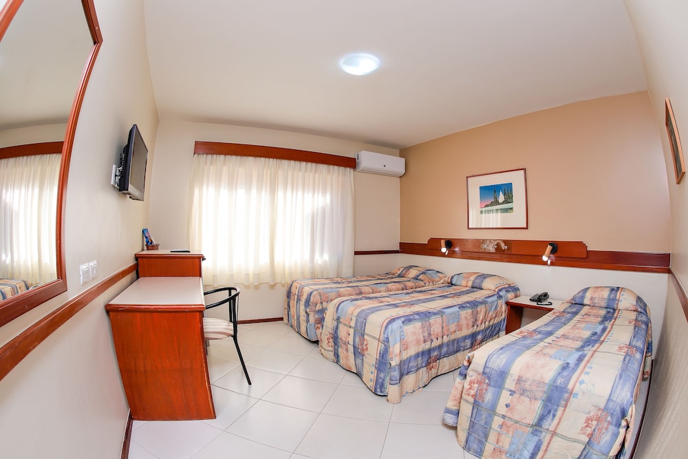 Hotel Suarez Campo Bom 3/26