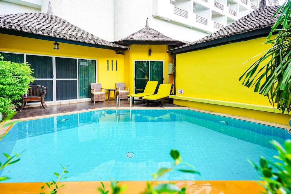 Supatra Hua Hin Resort 41/50