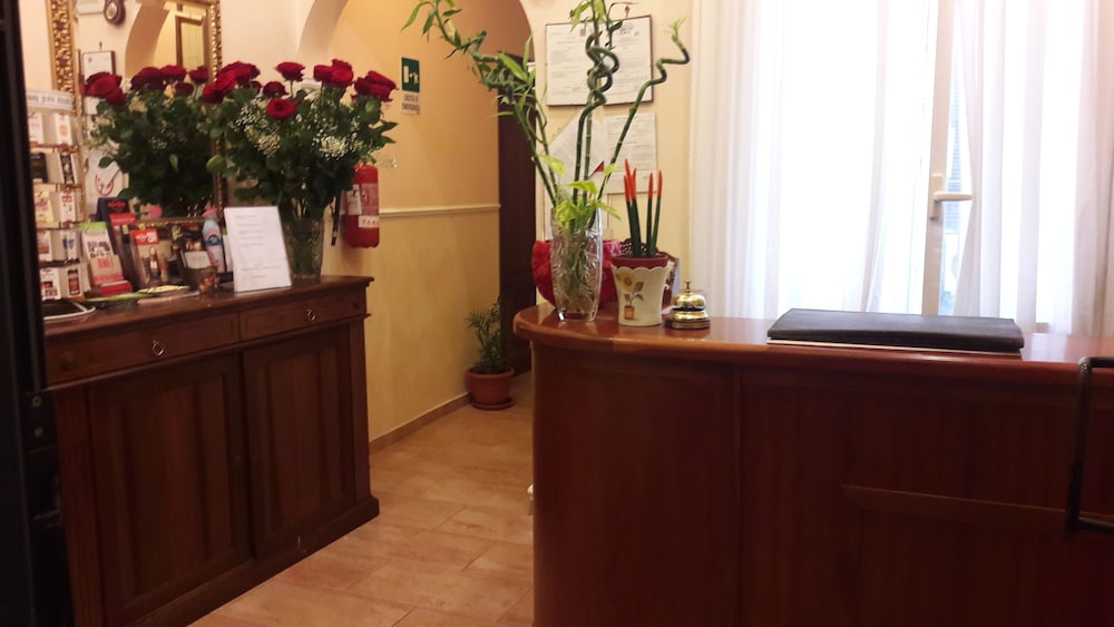Aristotele Hotel 7/50