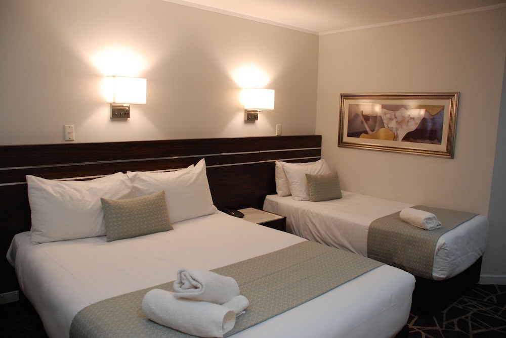 Auckland Airport Kiwi Hotel 26/62