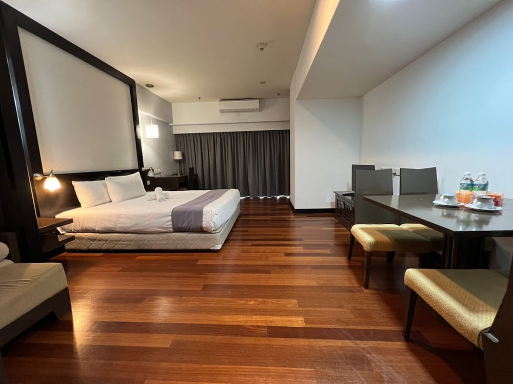 Resort Suites At Bandar Sunway 18/68