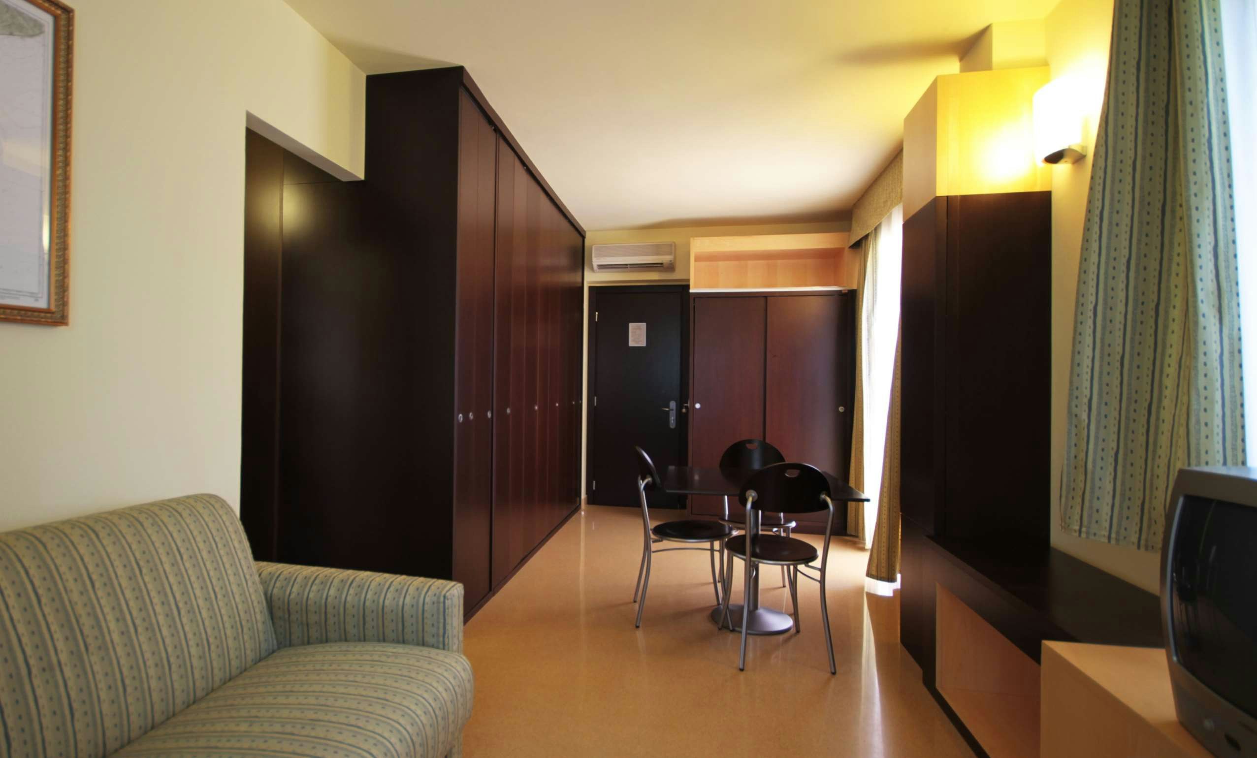 RADA SIRI HOTEL 12/29