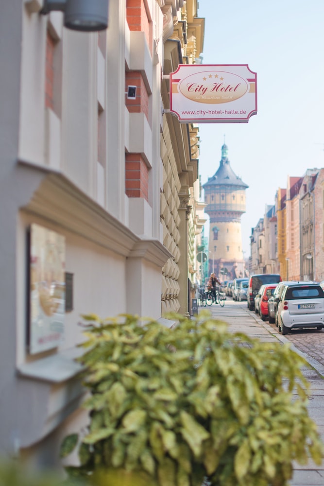 City Hotel Am Wasserturm 42/46
