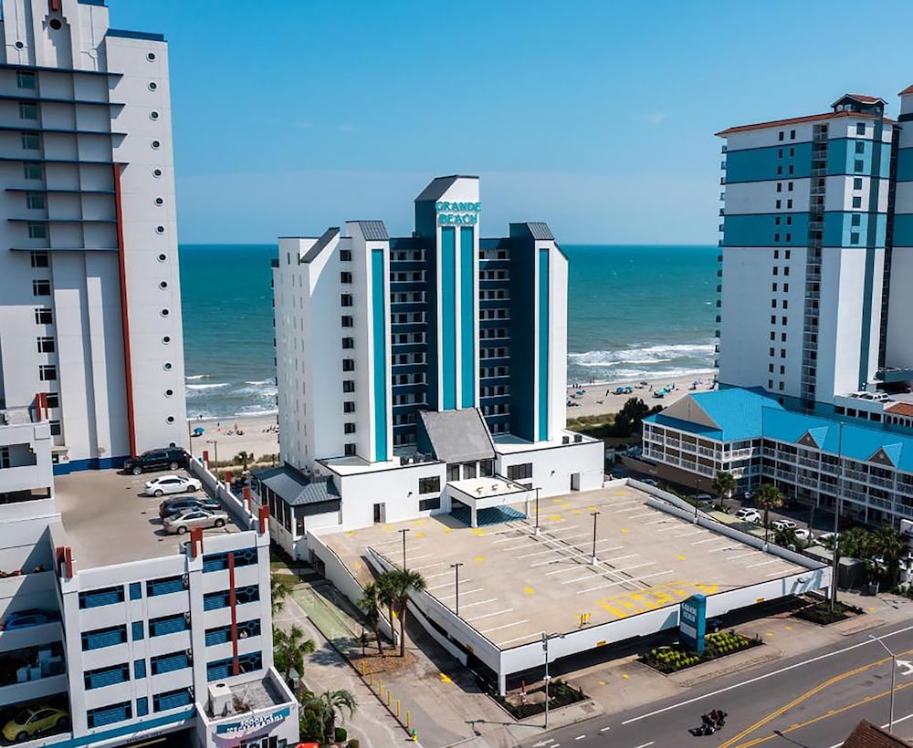 Grande Beach Resort 41/51