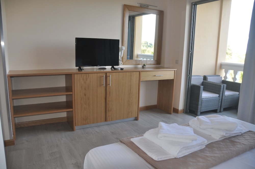 Fiori Hotel 30/50