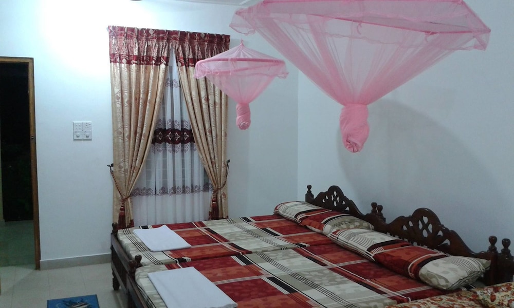 Sea Zone Hotel Nilaveli 22/49