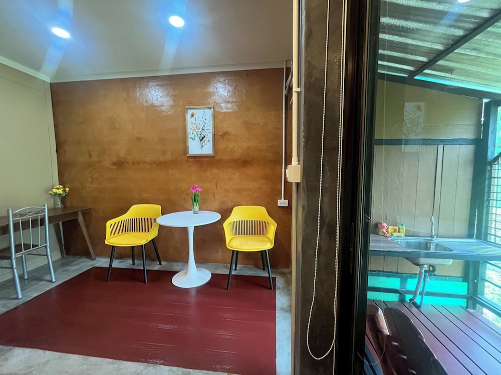Huan Saikaew Resort 30/50