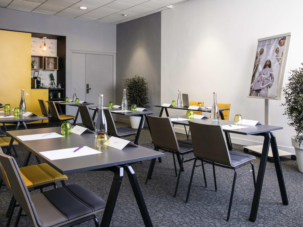 Mercure Hyeres Centre 63/73
