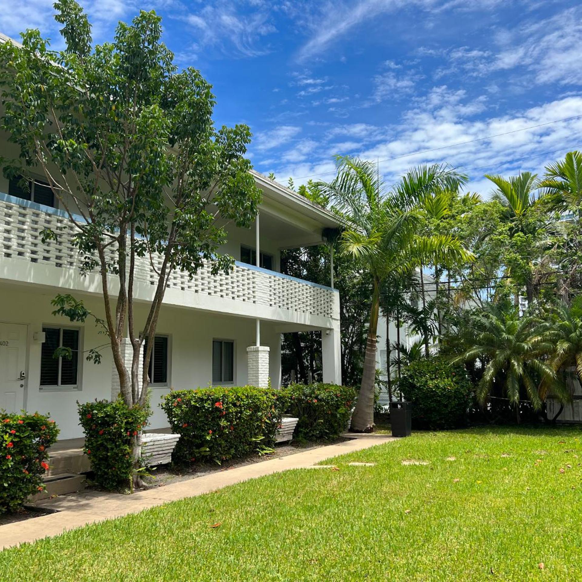 Beach Gardens A North Beach Village Resort Hotel 93/100