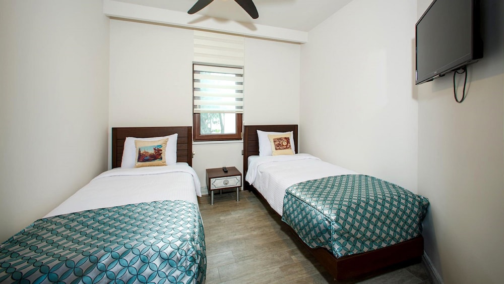 Assos Barbarossa Hotel 23/74