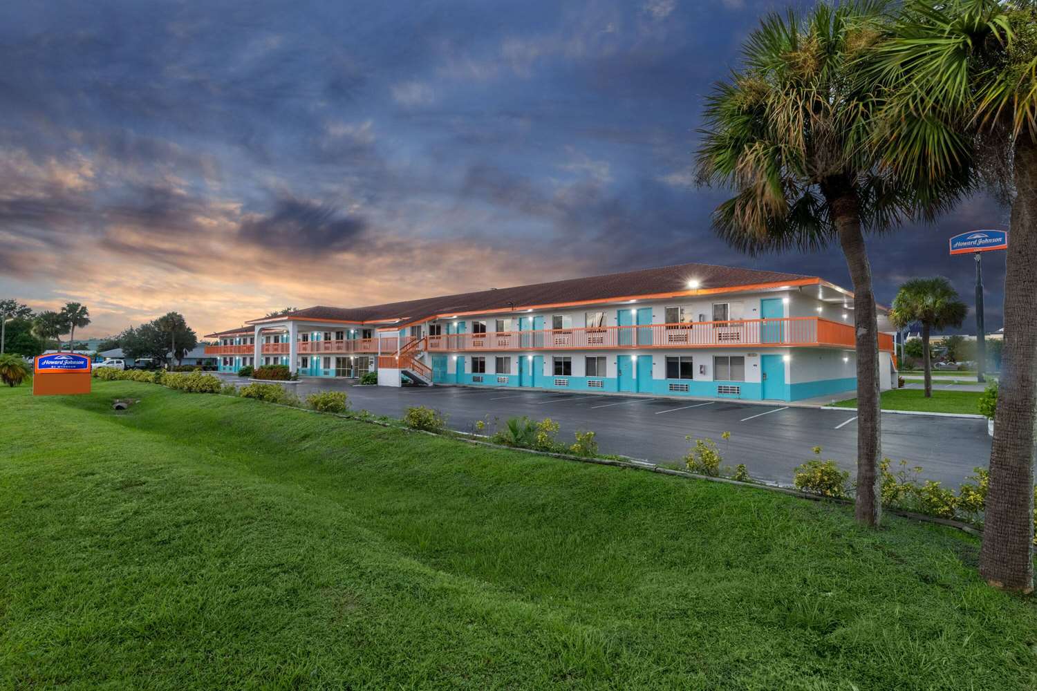 Howard Johnson By Wyndham Vero Beach/I-95 33/42