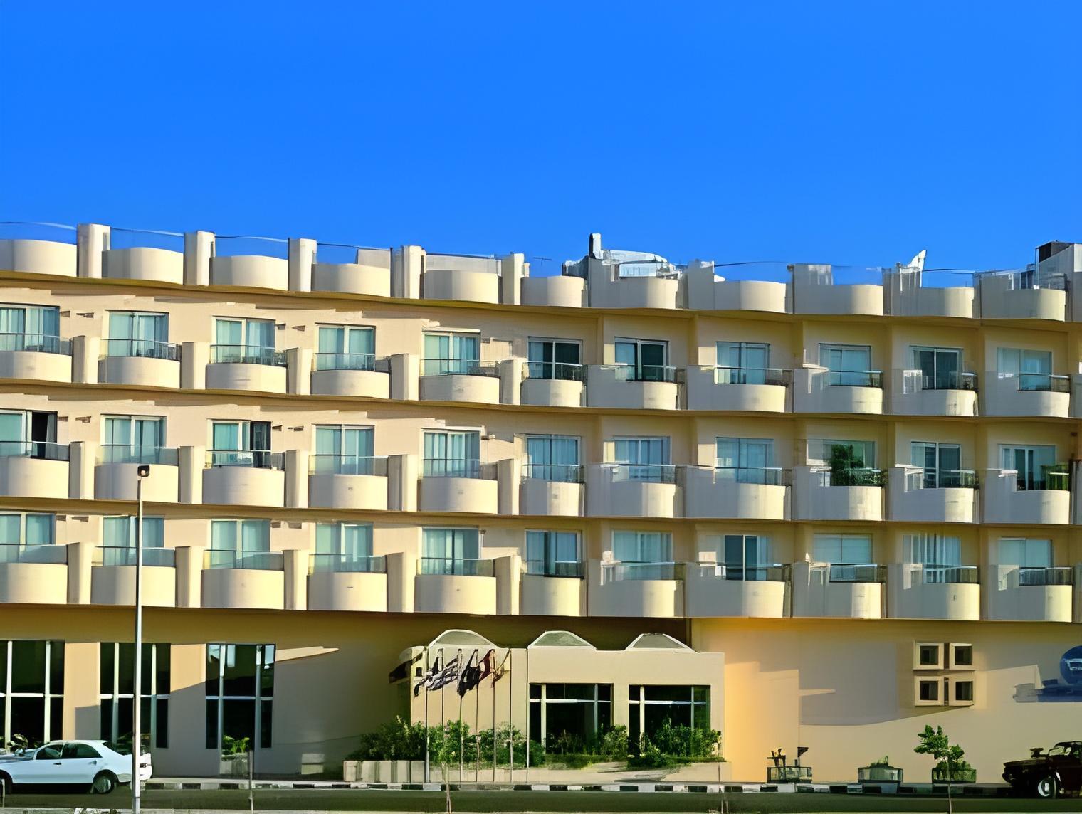 Sea Garden Hotel 2/42