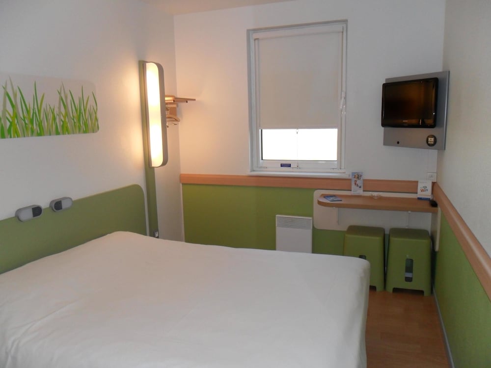 Ibis Budget Lisieux 25/73
